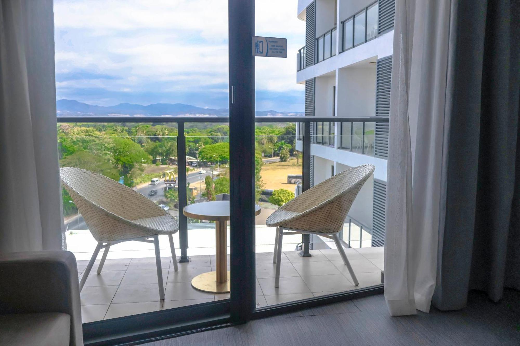 Nalagi Hotel Nadi Esterno foto